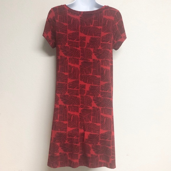 A Line Hawai’i Banana Leaf Dress - Picture 4 of 5